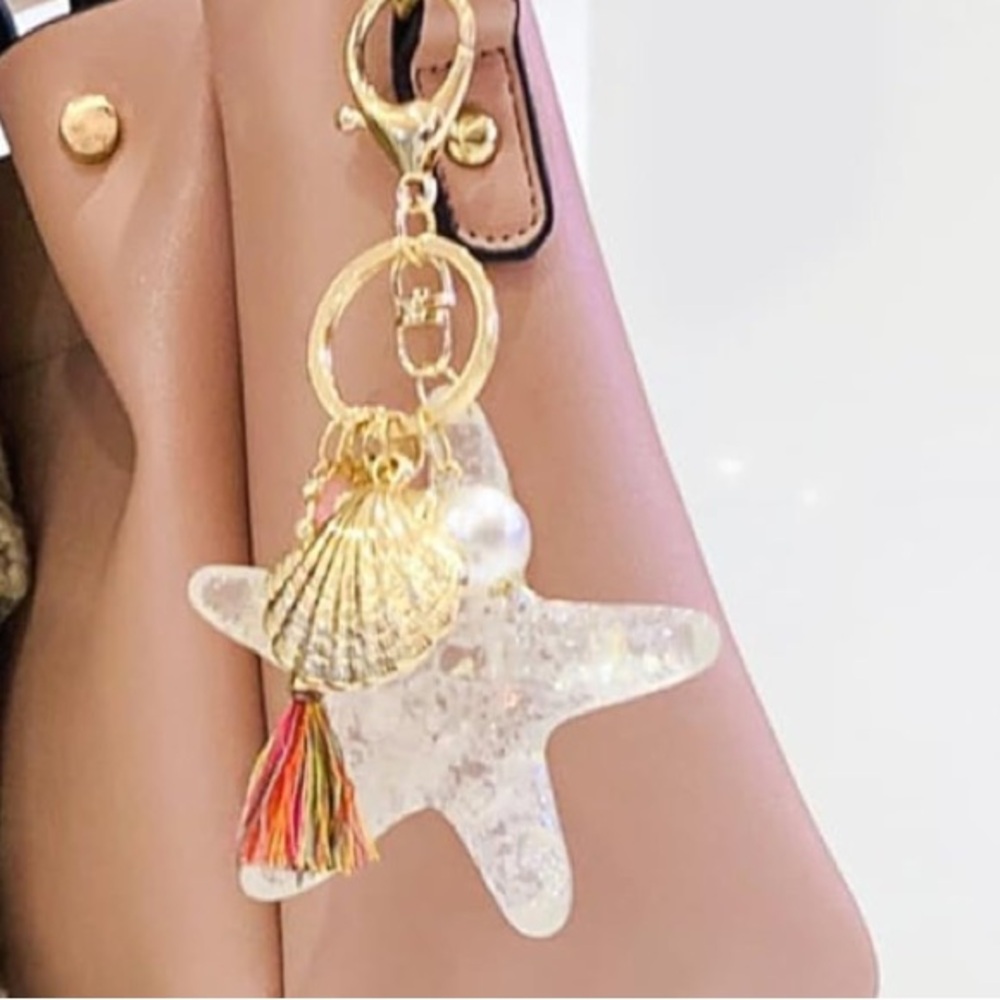 Gold Shell & Pearl Starfish bag/purse charm keychain - Picture 3 of 8